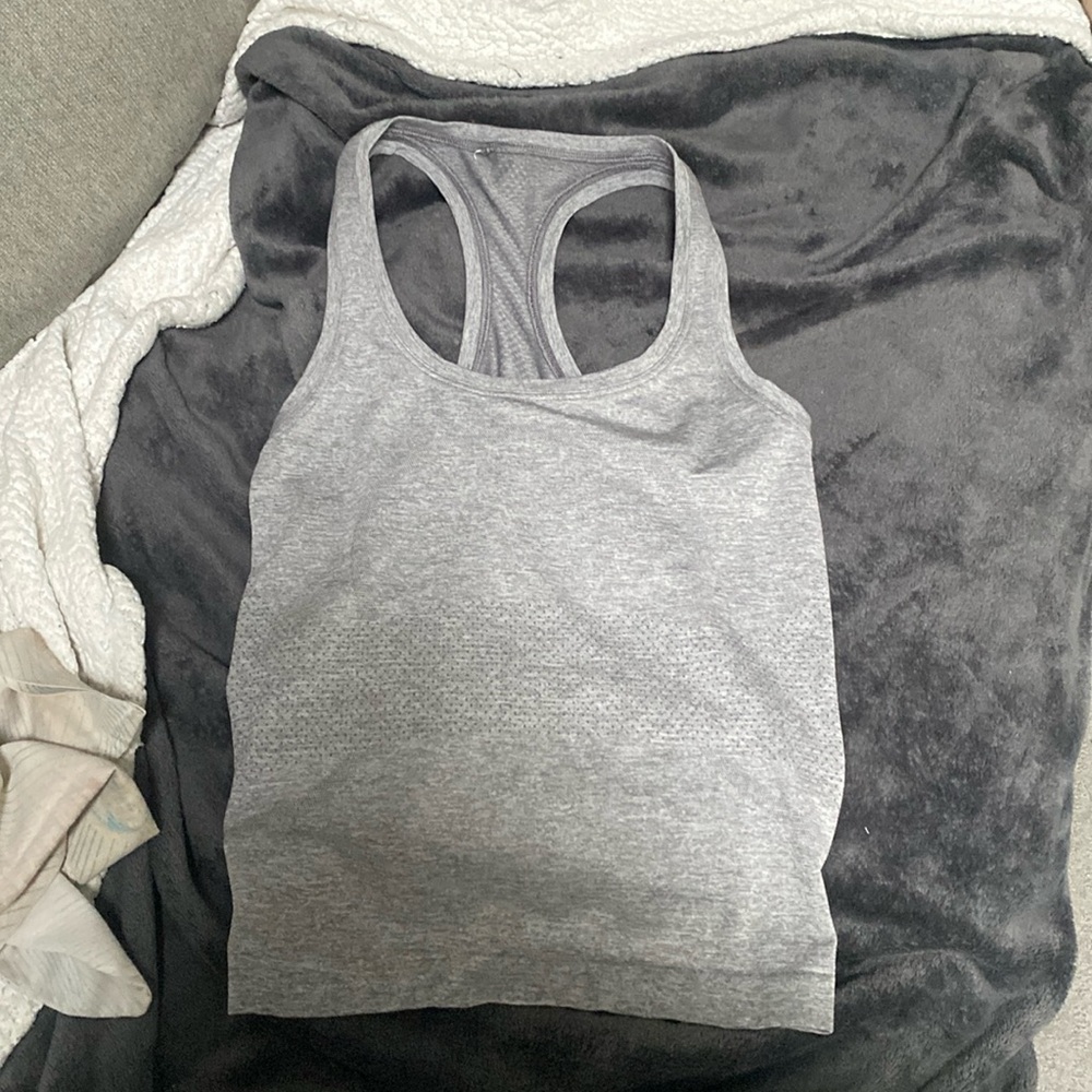 light grey lululemon swiftly tech racerback tank